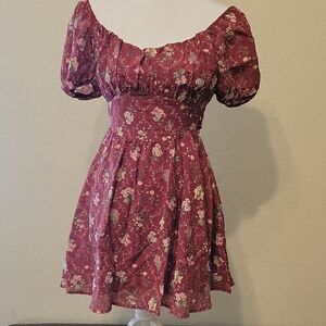 NWT Blu Pepper Burgundy Floral Puff Sleeve Mini Dress Size S